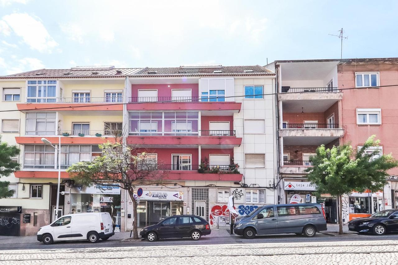 Vita Portucale ! Almada Balcony Exterior photo