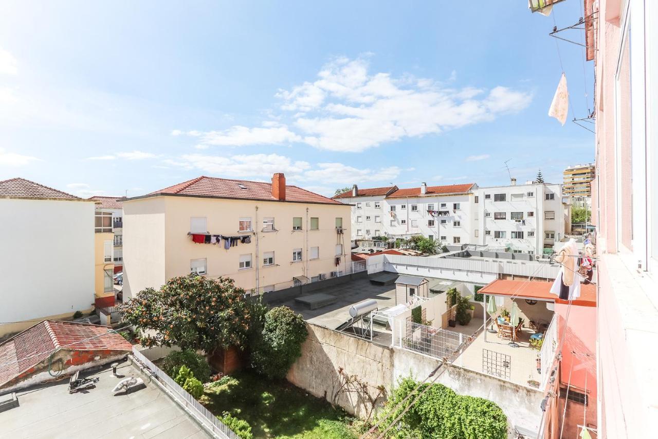 Vita Portucale ! Almada Balcony Exterior photo